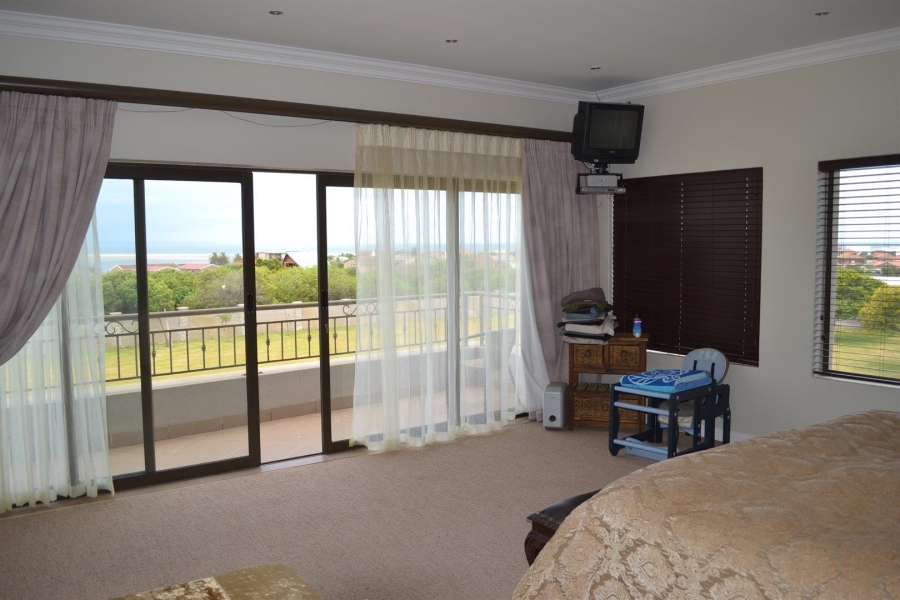 15 Bedroom Property for Sale in Kabeljauws Eastern Cape